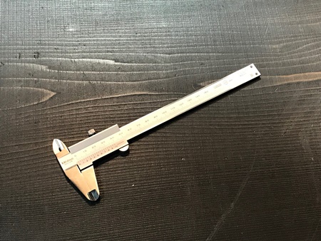 ノギスの測り方を分かりやすく解説してみます World Import Tools