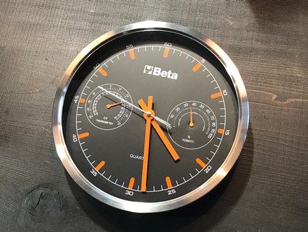 壁をオシャレに飾ろう！ BETAの壁掛け時計のご紹介 | WORLD IMPORT TOOLS